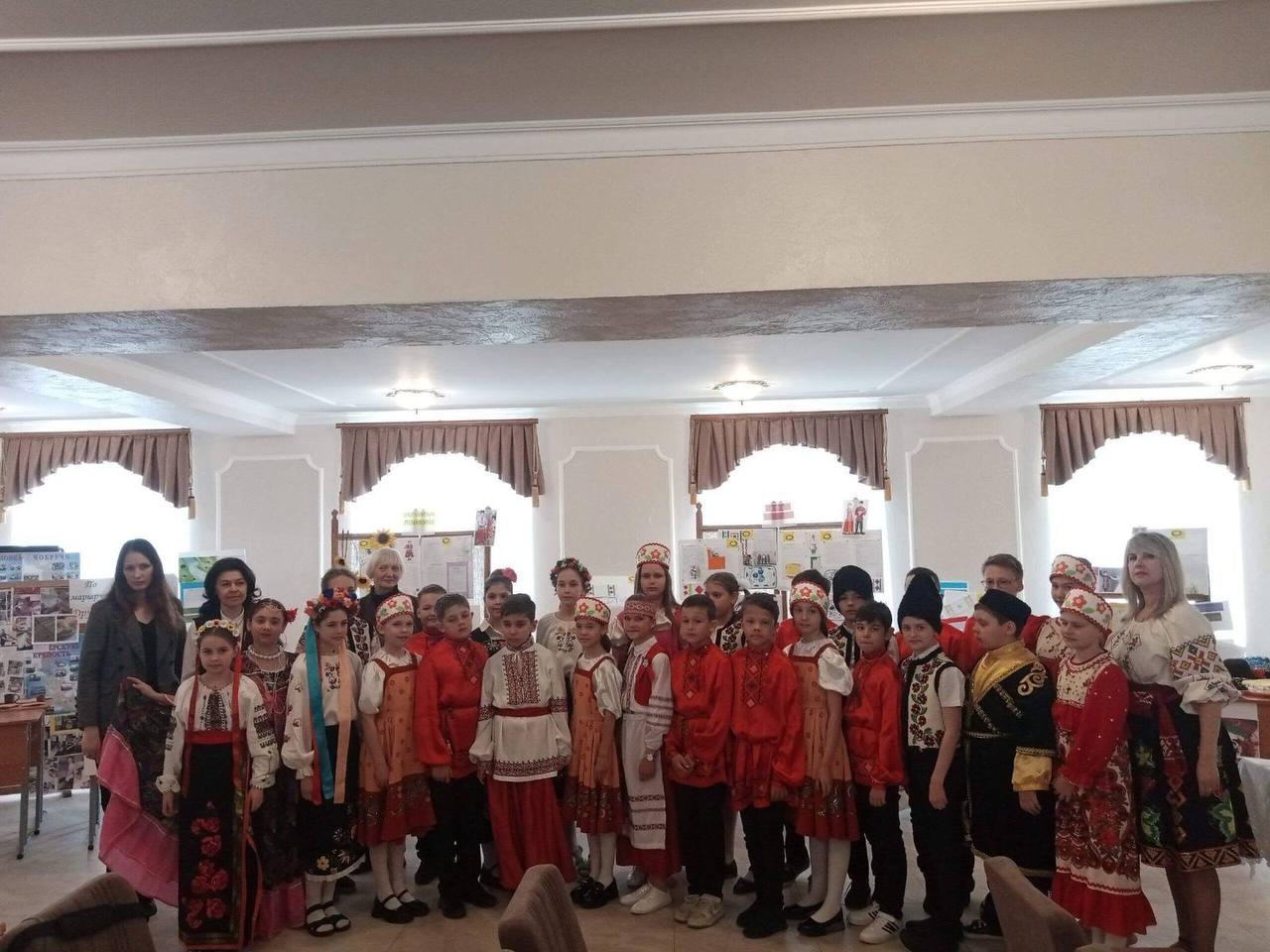 Подробнее о статье Презентация проекта “Дружный приднестровский народ”.