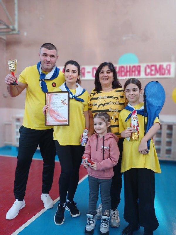 Подробнее о статье “Папа, мама, я – спортивная семья”