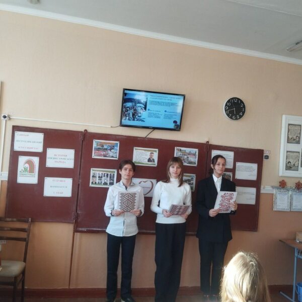 photo_5422814034668491084_y